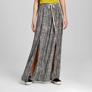 Mossimo Dual Slit Black and White Maxi Skirt